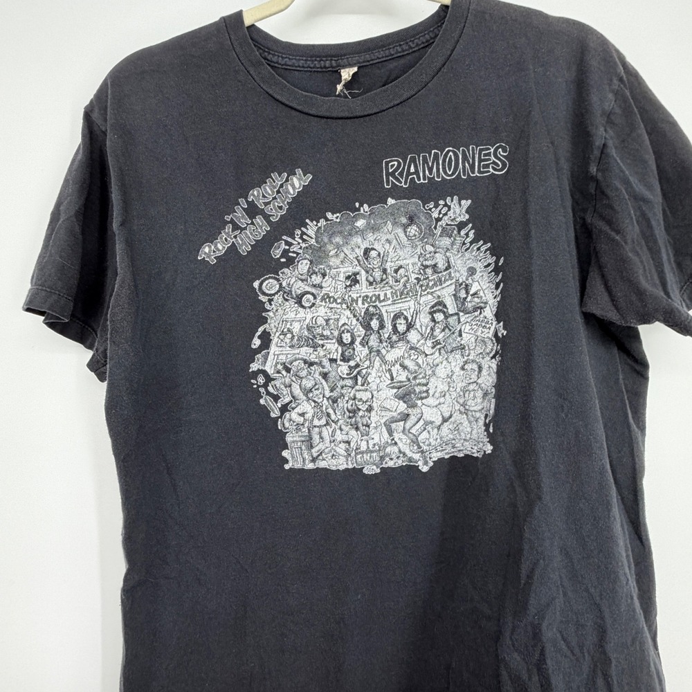 Vintage Ramones Rock n Roll High School T Shirt Single Stitch Fade Size M - Picture 3 of 8